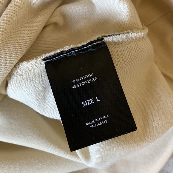 *NEW* TAHARI crewneck/sweater - Picture 3 of 5